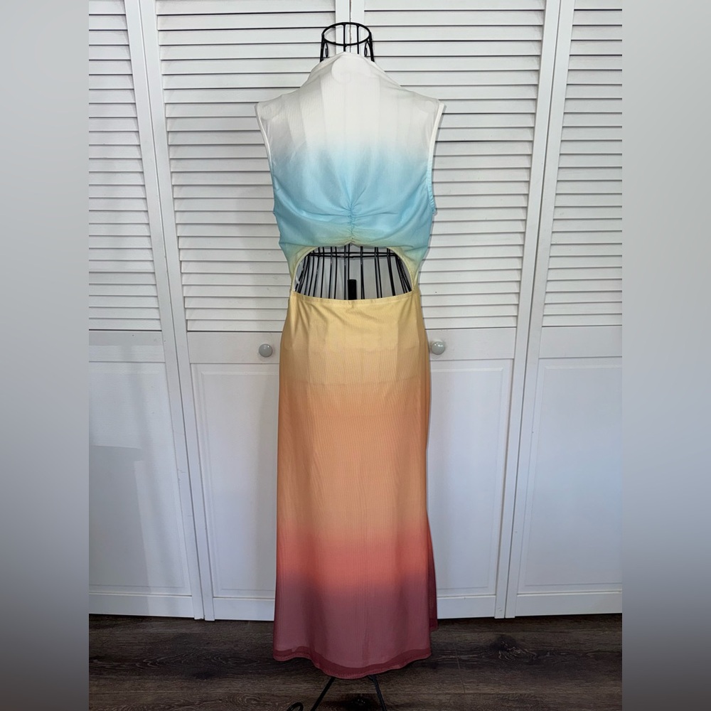 NWT🌊COMMENSE Gradient Mesh Backless Maxi Dress S… - image 6